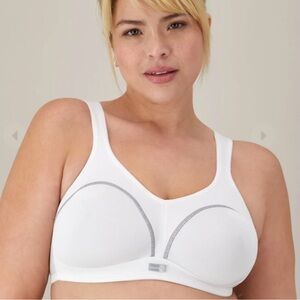 Wonderbra sport bra 5126